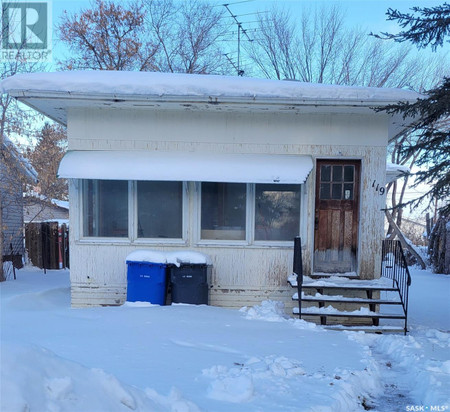 119 4th Avenue W