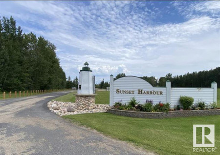 12 Sunset Harbour, Rural Wetaskiwin County, AB T0C2V0 Photo 1