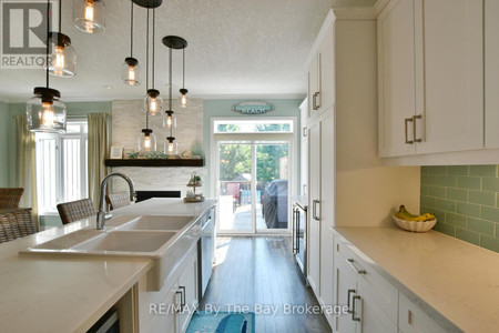 121 45th Street N