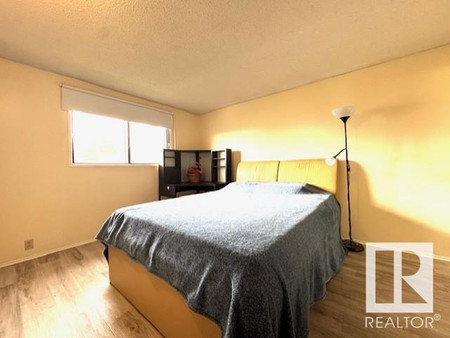 12125 25 Av Nw