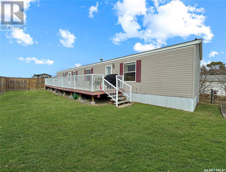 Kitchen - 128 Prairie Sun Court, Swift Current, SK S9H3X6 Photo 1