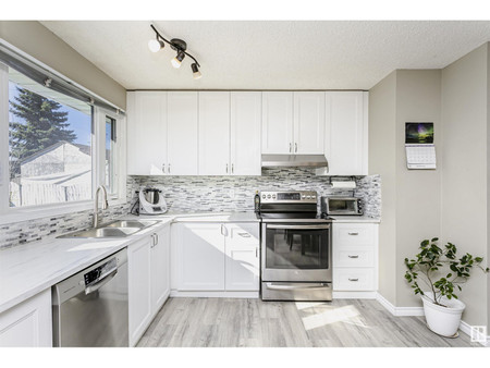 129 Diamond Dr