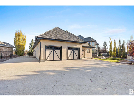 Living room - 129 Riverview Cr, Rural Sturgeon County, AB T8N7E5 Photo 1