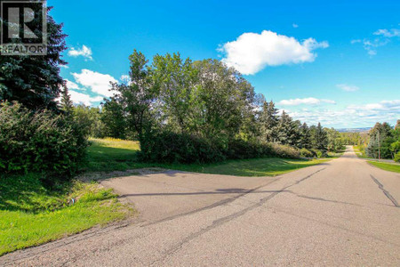 13 38349 Range Road 270