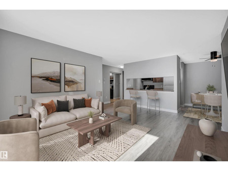 131 50 Woodsmere Cl