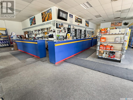 131 Cheadle Street W
