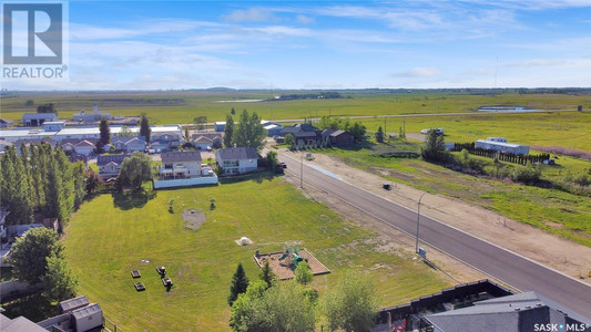 1350 Aaron Drive, Pilot Butte, SK S0G3Z0 Photo 1