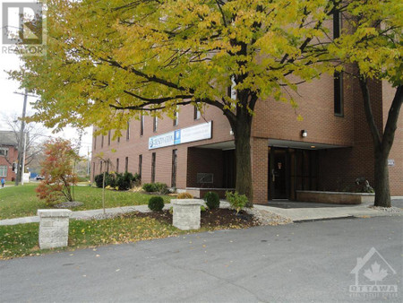 1376 Bank Street Unit 208, Ottawa, ON K1H7Y3 Photo 1