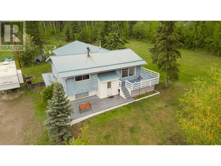 Living room - 13770 283 Road, Fort St John, BC V0C1H0 Photo 1