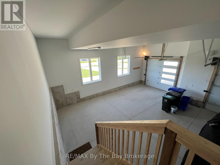 14 Raintree Court