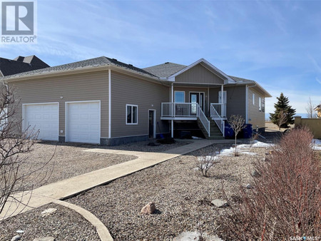 Kitchen - 14 Somerset Street, Gravelbourg, SK S0H1X0 Photo 1