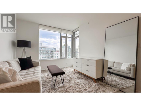 1406 1661 Quebec Street