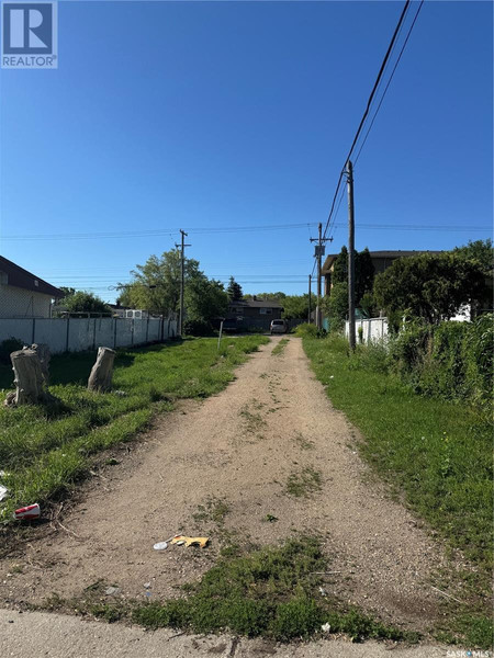 1407 23rd Street W, Saskatoon, SK S7L0B1 Photo 1