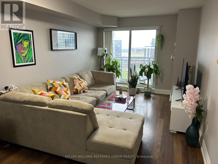 Living room - 1515 1 De Boers Dr, Toronto, ON M3J0G6 Photo 1