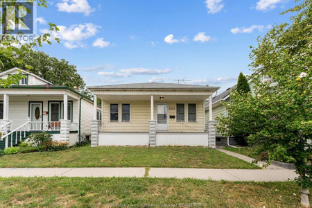 1527 Albert Road