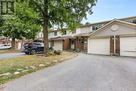 1598 Hoskins Crescent