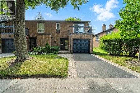 16 1393 Royal York Road