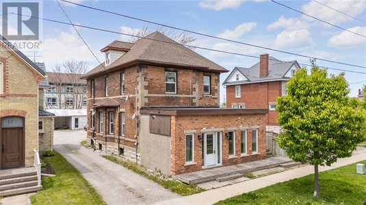 169 Christina Street South