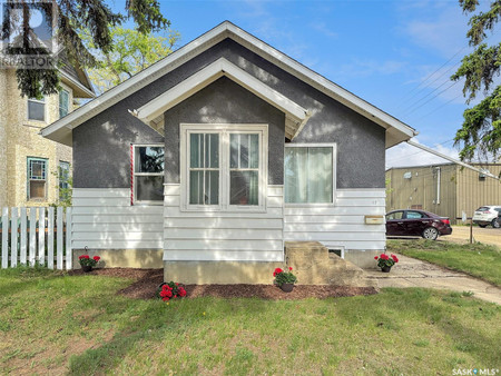 17 3rd Avenue Ne