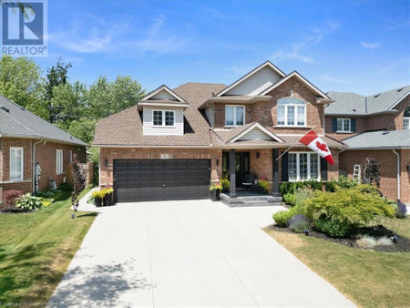17 Michaela Crescent