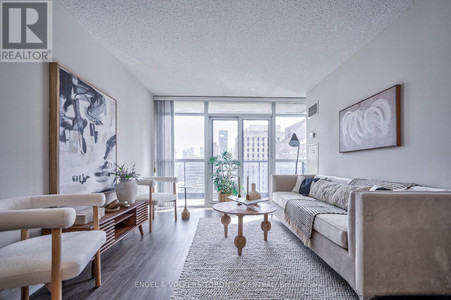 Living room - 1710 21 Carlton St, Toronto, ON M5B1L3 Photo 1