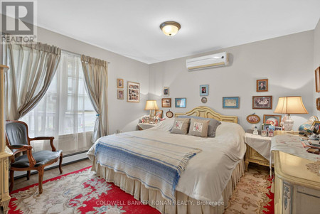 172 William Street W