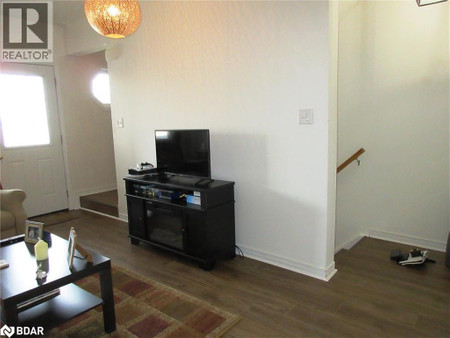 175 Stanley Street Street Unit 37