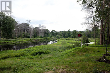 1798 County Rd 1 E