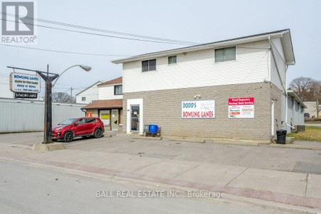 19 Front Street E