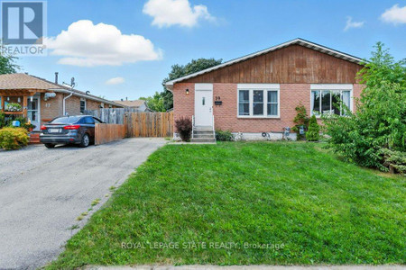 19 Lampman Crescent