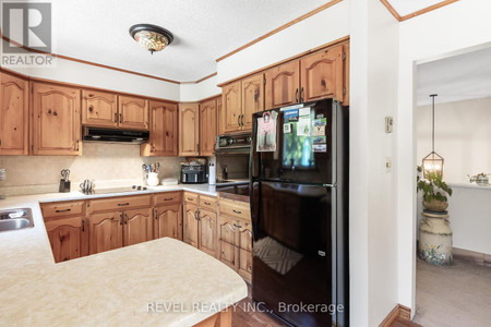 20 The Pines Lane