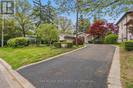 2076 Autumn Breeze Drive S