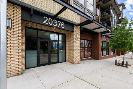 212 20376 86 Avenue