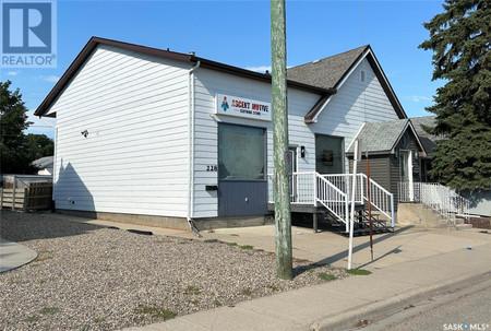 228 Fairford Street W, Moose Jaw, SK S6H1V6 Photo 1