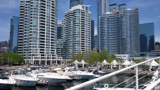 228 Queens Quay W, Other, ON M5J2X1 Photo 1