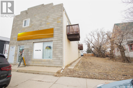 232 High Street W, Moose Jaw, SK S6H1S8 Photo 1