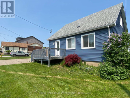 4pc Bathroom - 24 King Street, Thorold, ON L2V3T8 Photo 1