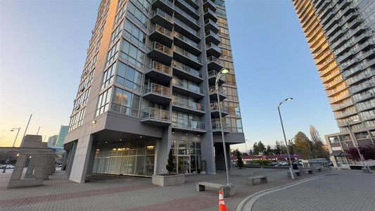 2407 13618 100 Avenue, Surrey, BC V3T0A8 Photo 1