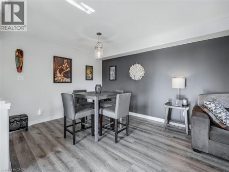 242 Upper Mount Albion Road Unit 19
