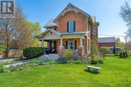 Living room - 247 St Vincent Street, Meaford, ON N4L1C1 Photo 1