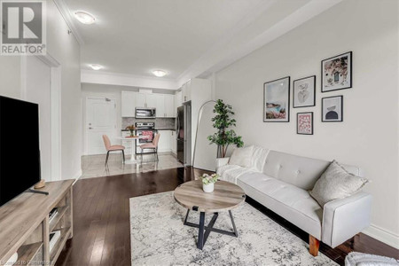 2486 Old Bronte Road Unit 819