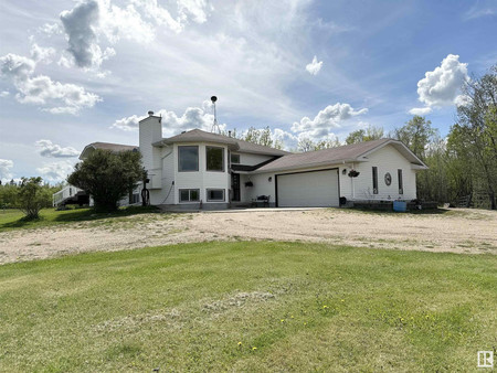 Living room - 25 51047 Rge Rd 221, Rural Strathcona County, AB T8E1G8 Photo 1