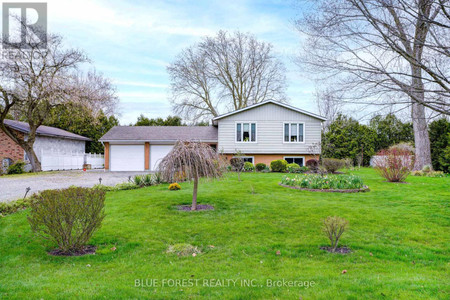 25328 Silver Clay Line, West Elgin, ON N0L2P0 Photo 1