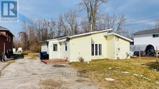 Kitchen - 26 George Avenue, Wasaga Beach, ON L9Z2X9 Photo 1