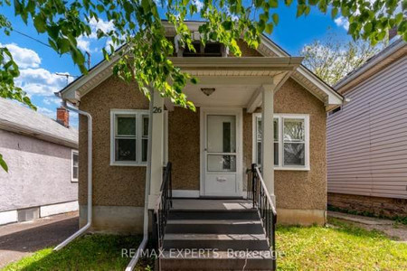 26 Grantham Ave S, St Catharines, ON L2P3B4 Photo 1