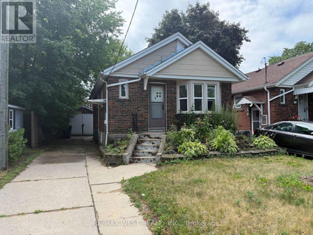 27 Frater Avenue