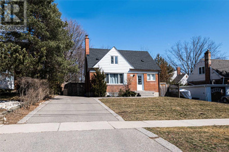277 Queen Mary Dr, Oakville, ON L6K3L4 Photo 1