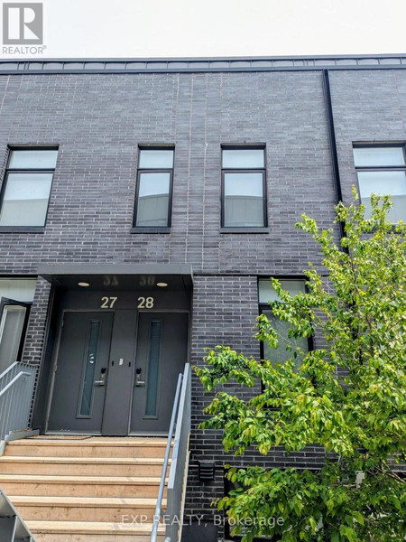 28 1720 Simcoe Street N