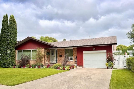 28 Hemlock Crescent