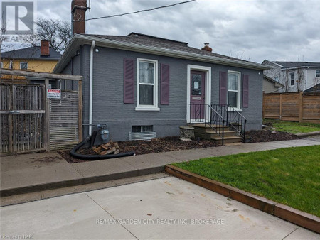 3pc Bathroom - 28 Lake Street, St Catharines, ON L2R5W6 Photo 1